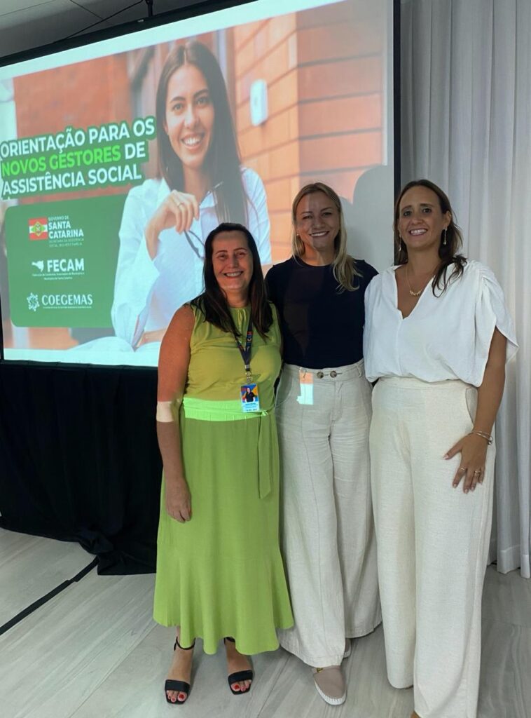 Janice Merigo Supervisora de Políticas Públicas - Assistência Social e Habitação da FECAM e Gabriella Dornelles - Diretora Estadual